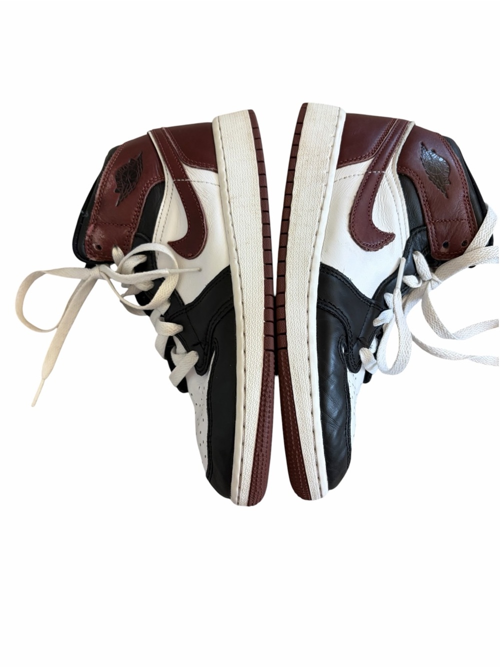 Jordan Kids High-Top Sneakers in White, Black & Maroon Size 5 - Picture 6 of 10